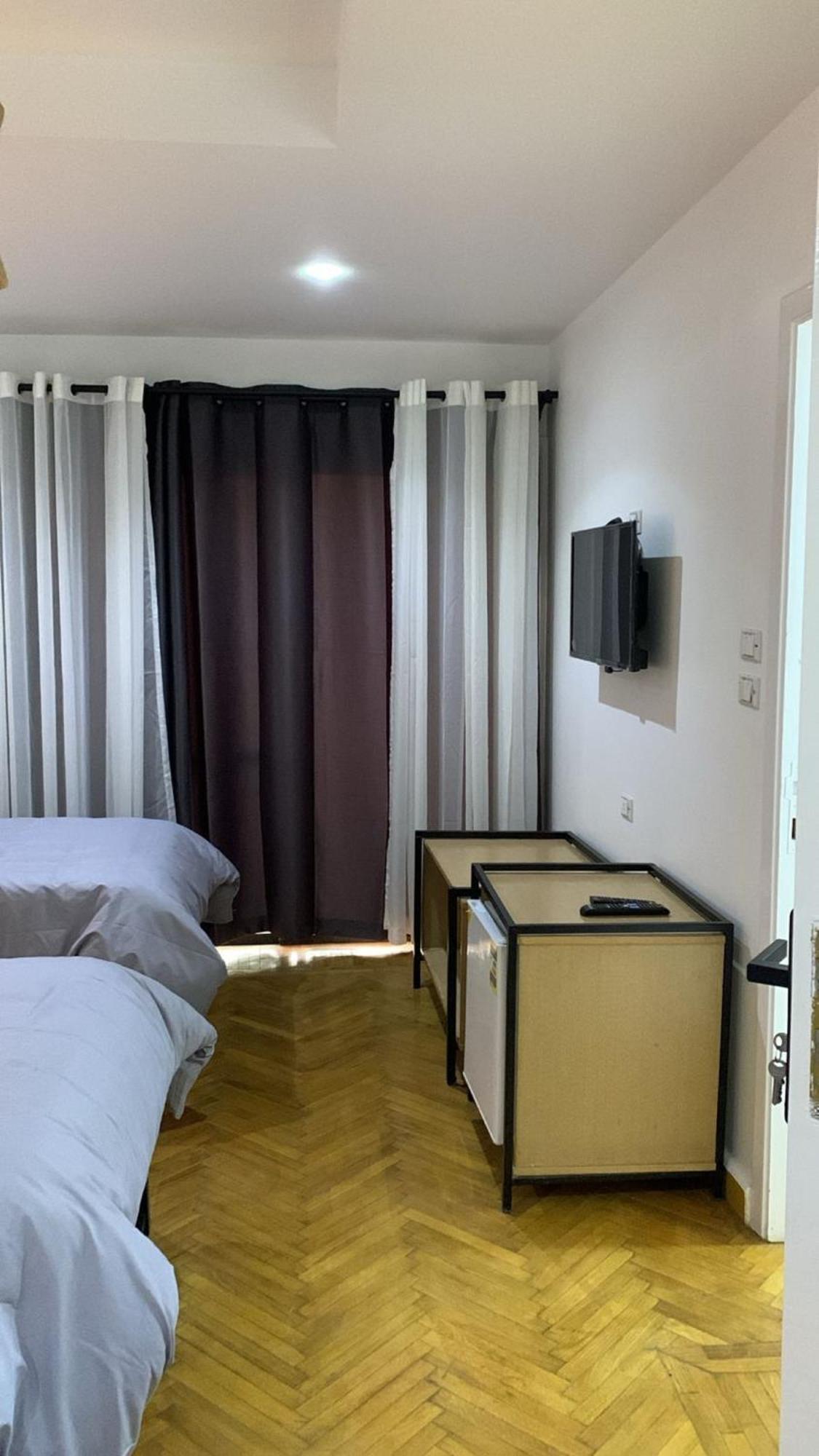 Pyramids Nights Hostel Kafret el-Gabal 외부 사진